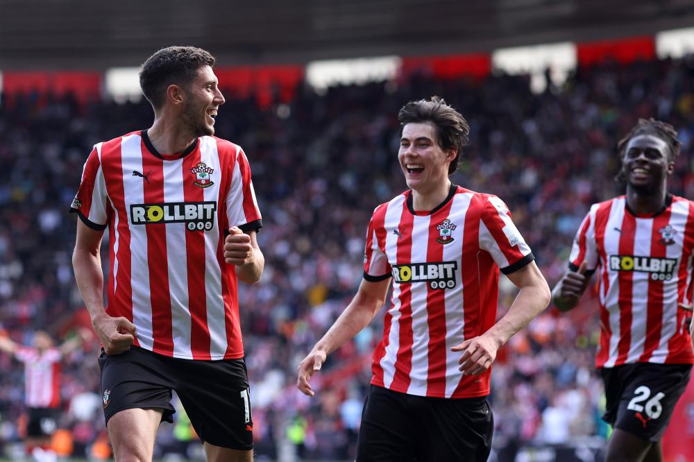 5犯离场！韦瑟斯庞10中5得到20分3篮板5助攻